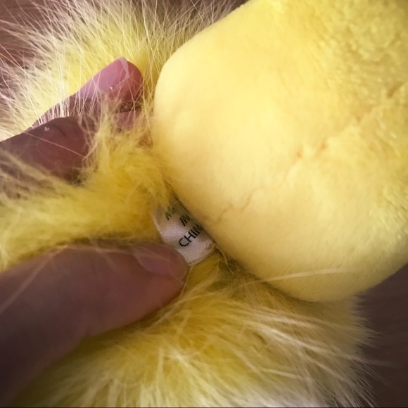 Pokemon pikachu pompom keyring - Picture 7 of 11